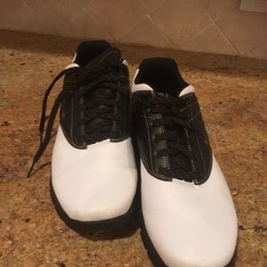 Nike Men’s golf shoes – size 9 1/2